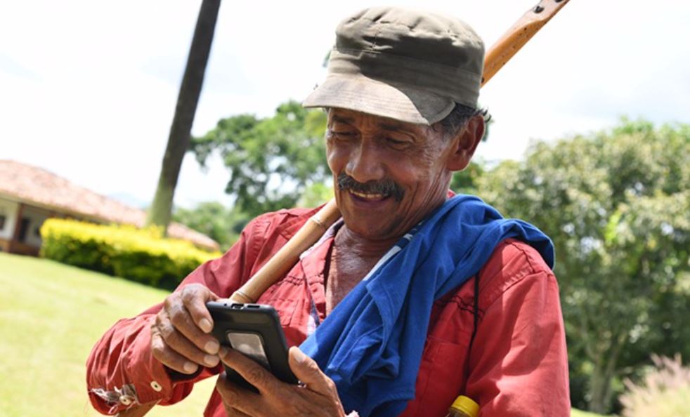 Photo of MinTic instalará centros digitales en dos instituciones educativas rurales del San Jorge