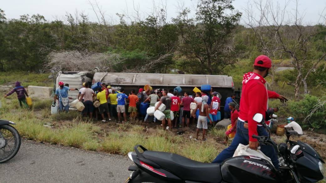 Photo of Ya son 15 los fallecidos por explosión de camión en Tasajera