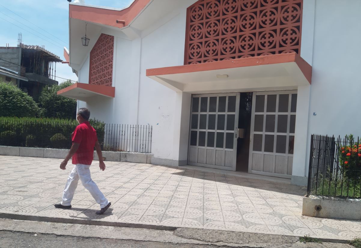 Photo of Entutelan al presidente Duque por no reabrir las iglesias