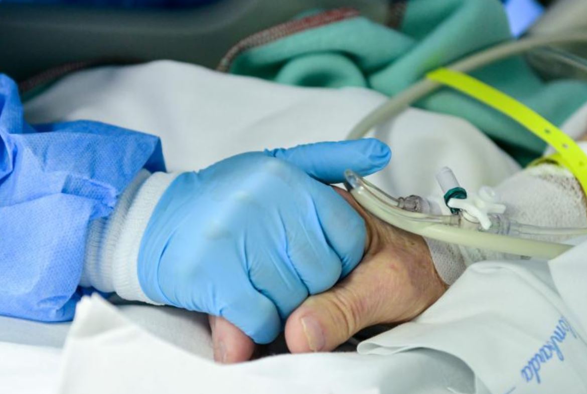 Photo of Durante el mes de agosto fallecieron 384 personas por Covid-19 en Córdoba