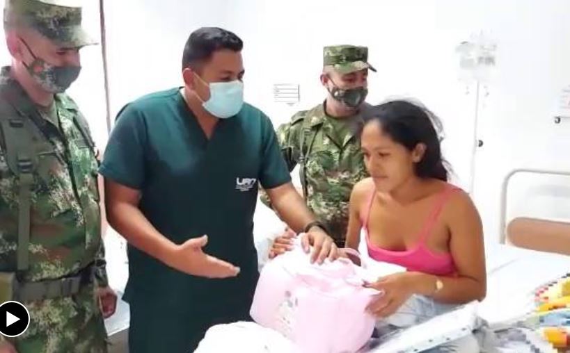 Photo of Soldados atendieron el parto de una mujer en Tierralta
