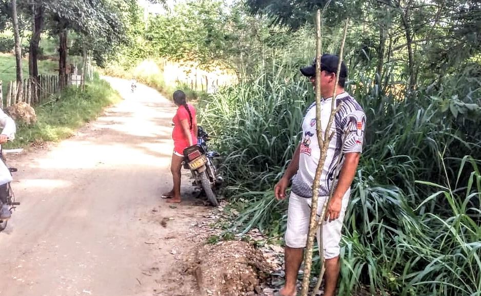Photo of En Pueblo Nuevo, embarazada se cayó de una moto por mal estado de vía rural