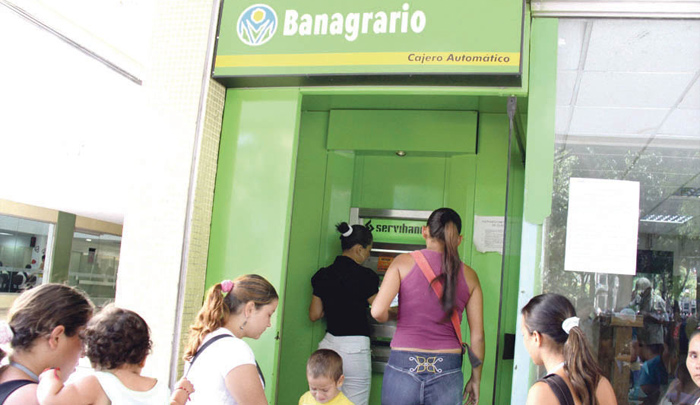 Photo of Giros extraordinarios para Adulto Mayor, Familias y Jóvenes en Acción, van hasta diciembre