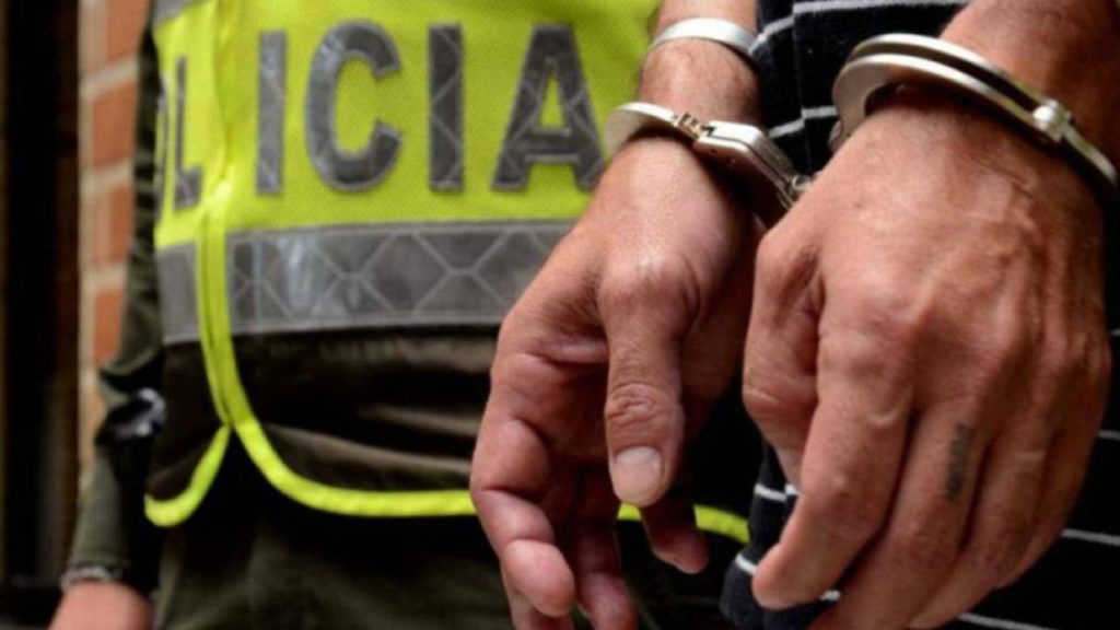 Photo of Judicializan a un hombre que abusaba sexualmente de su hija en Montería