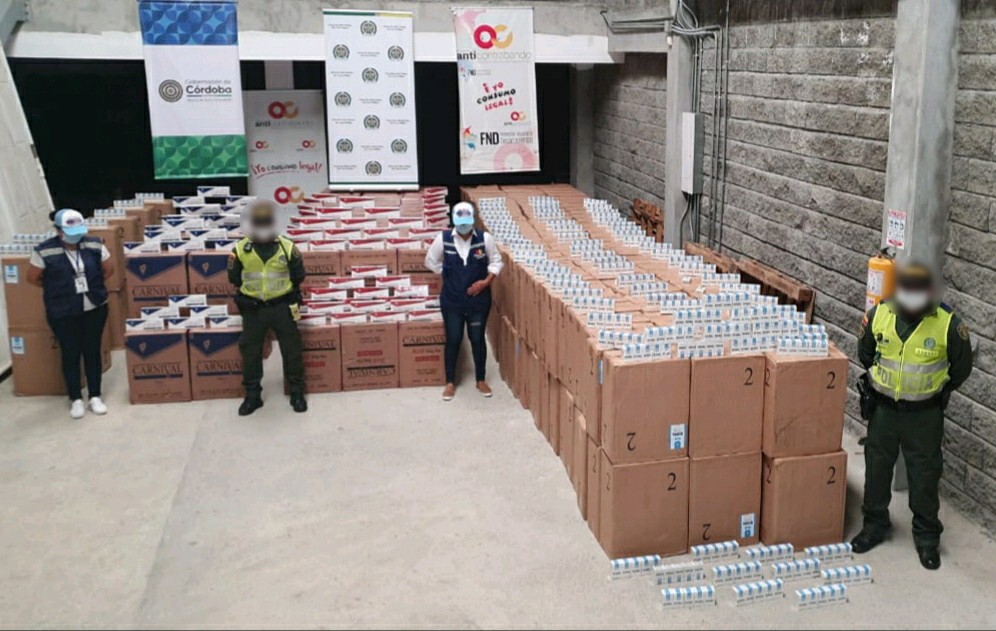 Photo of Policía incautó más de 150 mil cajetillas de cigarrillos de contrabando