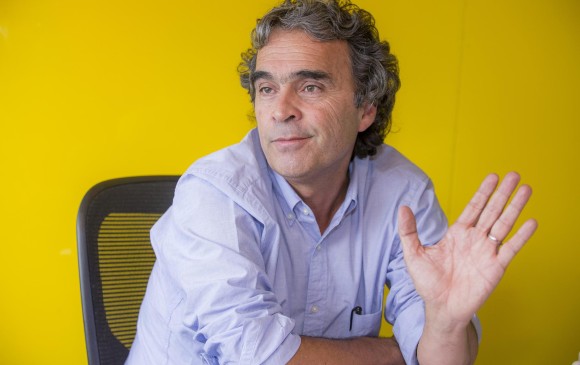 Photo of Según Uribe, Fajardo es el candidato presidencial de Santos en 2022