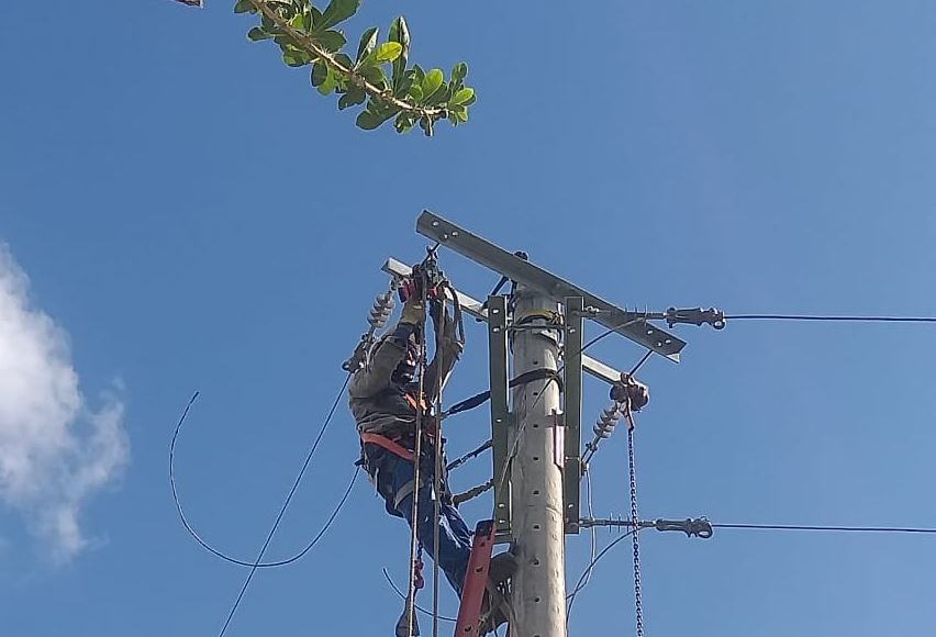 Photo of Este miércoles, 17 barrios de Montelíbano estarán sin luz por 5 horas