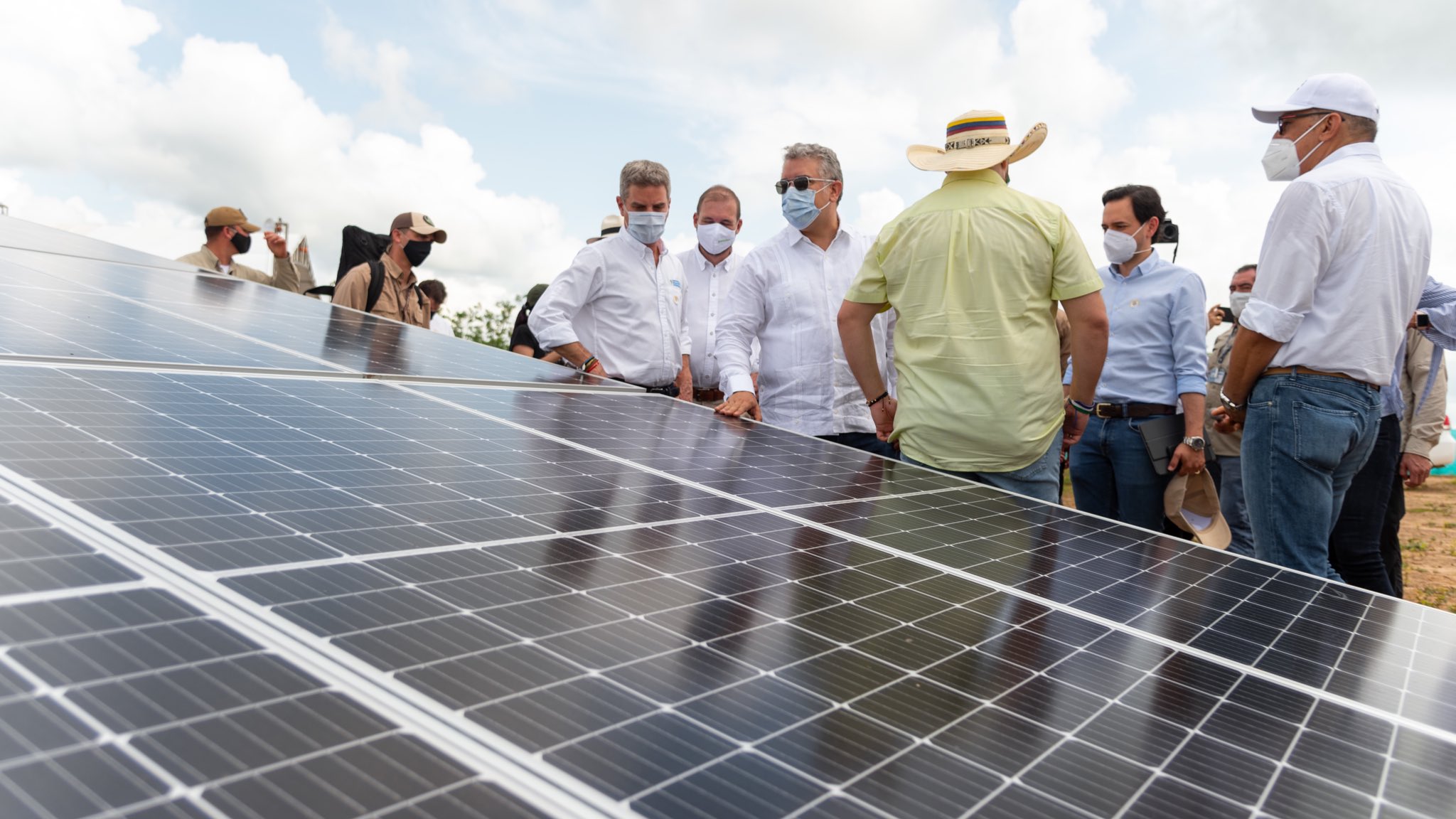 Photo of Córdoba será líder en energía renovable: Duque en inauguración de granja solar en Planeta Rica