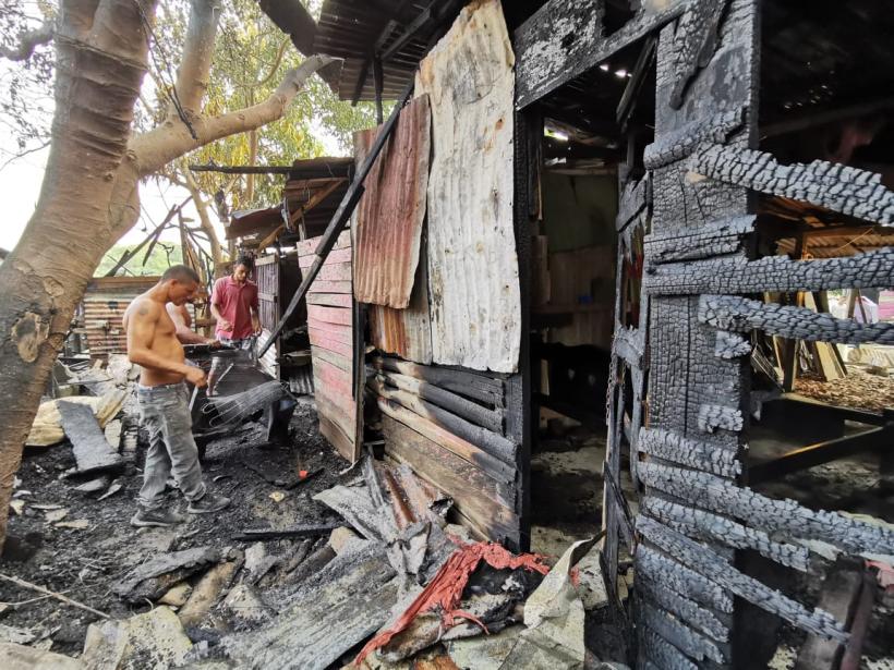 Photo of Incendio arrasó con al menos 27 viviendas en el sur de Montería