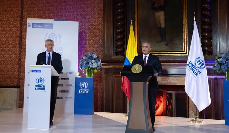 Photo of Duque lanza estatuto para regularizar a migrantes venezolanos durante 10 años
