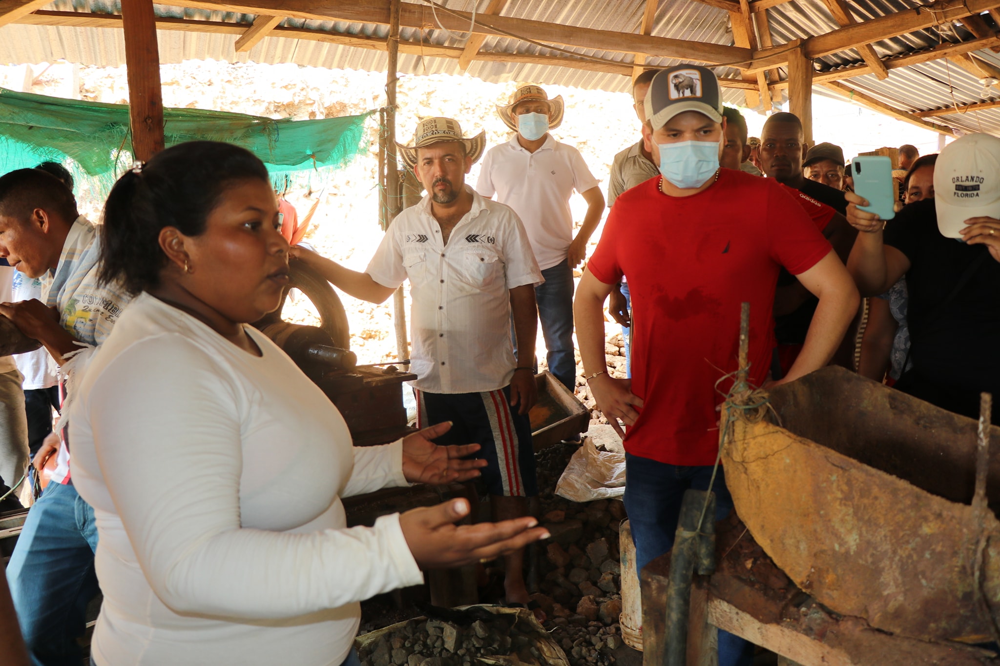 Photo of Representante Andrés Calle citará a debate por problemática social en la vereda Mina El Alacrán