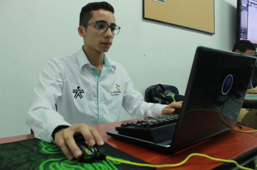Photo of Sena abre convocatoria para la transformación digital de más de 3.000 mipymes