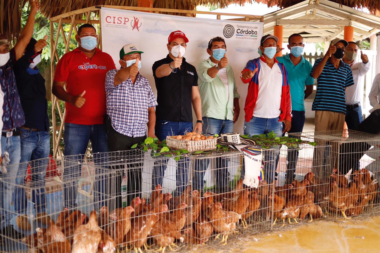 Photo of Continúa el programa de fortalecimiento a campesinos cordobeses