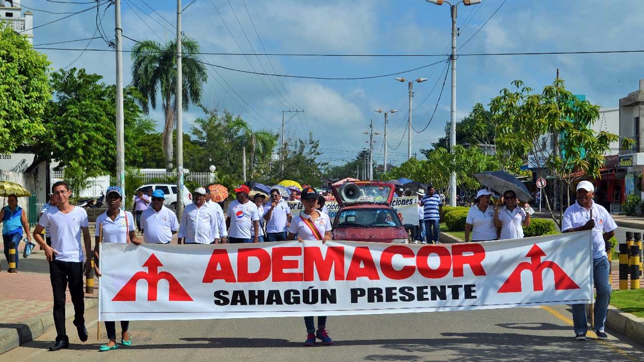 Photo of Profesores de Córdoba realizarán manifestaciones durante toda la semana
