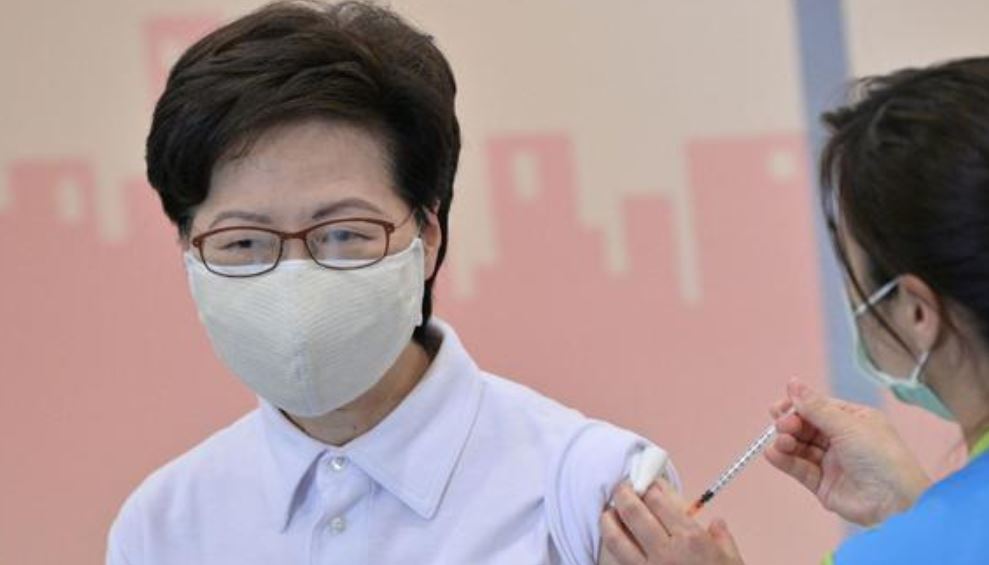 Photo of Hong Kong podría botar millones de dosis de la vacuna contra el Covid-19 porque sus habitantes no se quieren vacunar