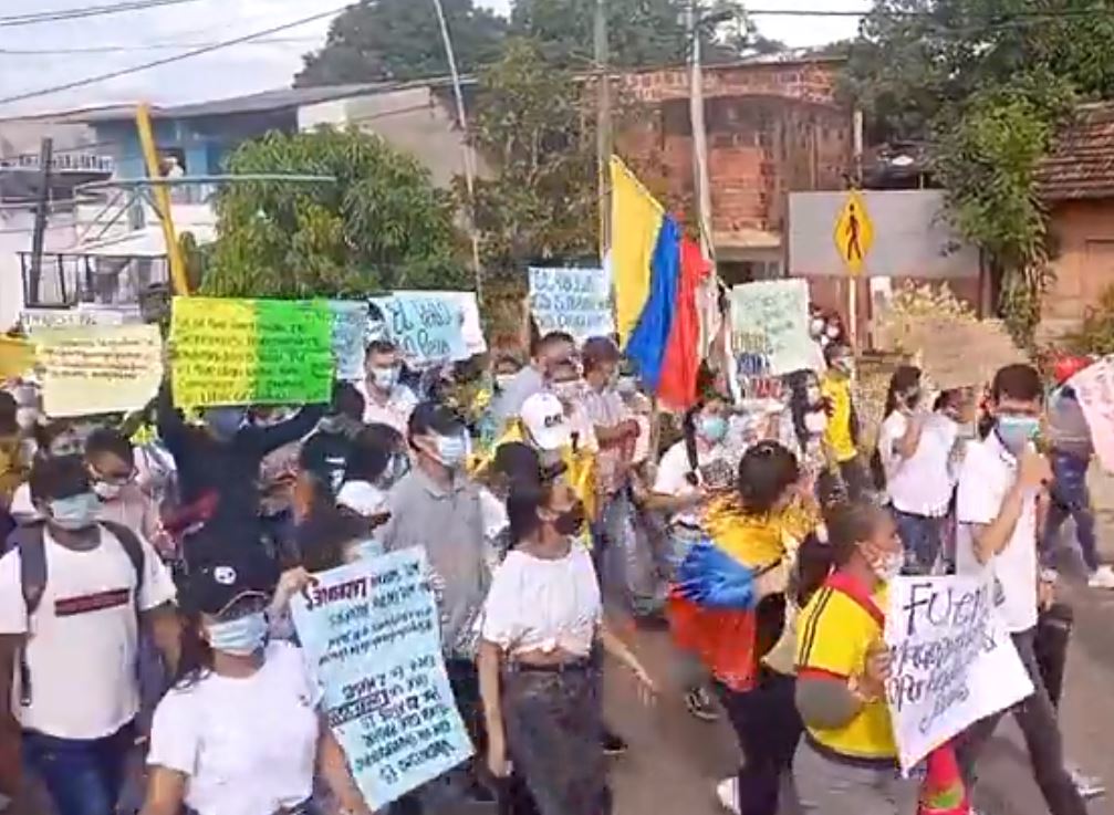 Photo of Jóvenes de Planeta Rica marcharon contra las reformas