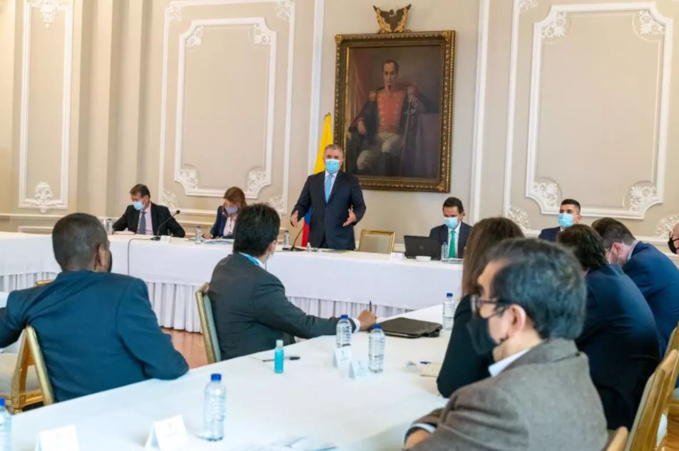 Photo of Gobierno propone mesa permanente de negociación con el paro