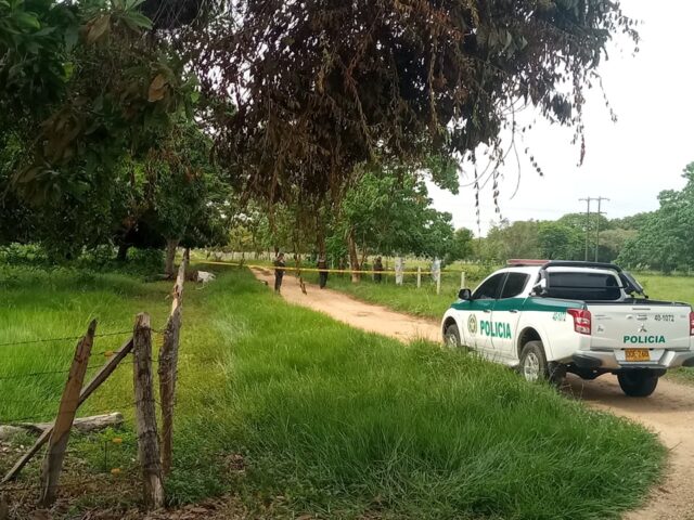 Photo of Encuentran a una mujer asesinada en un potrero de Ayapel