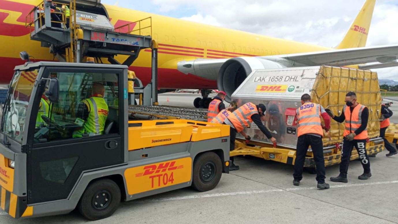 Photo of Llegaron a Colombia más de 540.000 dosis de Pfizer
