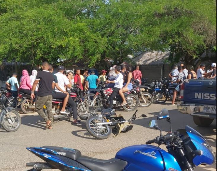 Photo of En Ayapel, dos mujeres se accidentaron y mientras las auxiliaban les robaron sus pertenencias