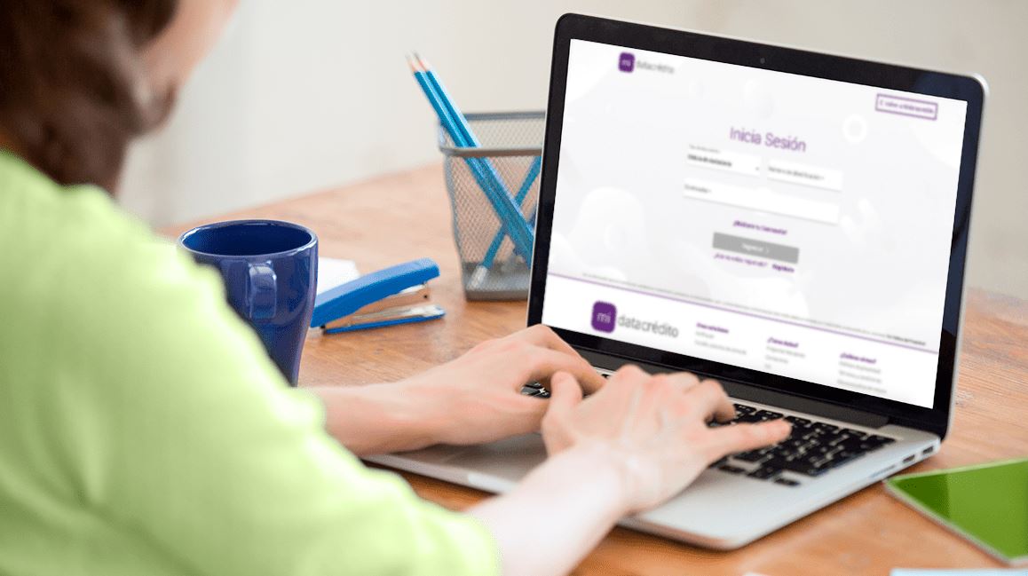 Photo of Si está reportado en Datacrédito, así podrá salir de las centrales de riesgo con nueva ley