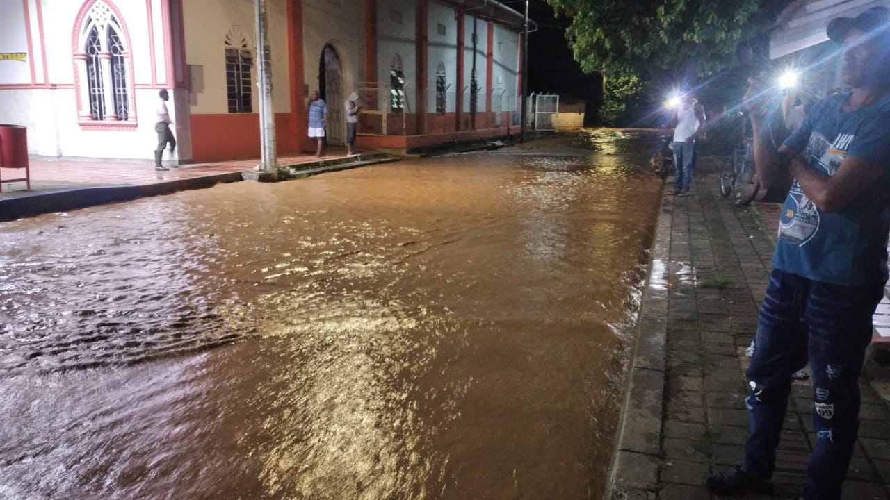 Photo of Uré en alerta por creciente de la quebrada