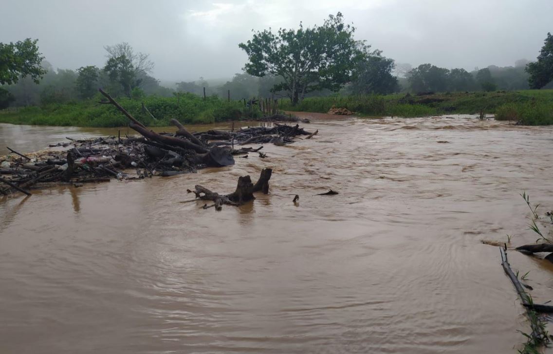 Photo of Colapsó el puente de La Fortuna: Siete veredas de Planeta Rica están incomunicadas