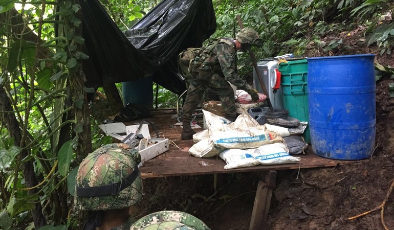 Photo of Destruyen laboratorio para procesar pasta base de coca en Tierralta