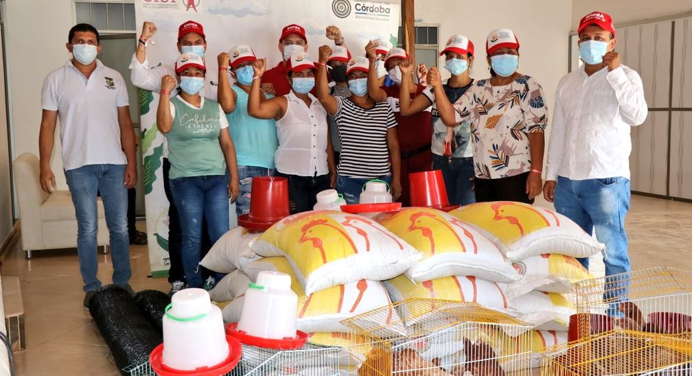 Photo of Entregan unidades productivas mujeres rurales de Planeta Rica