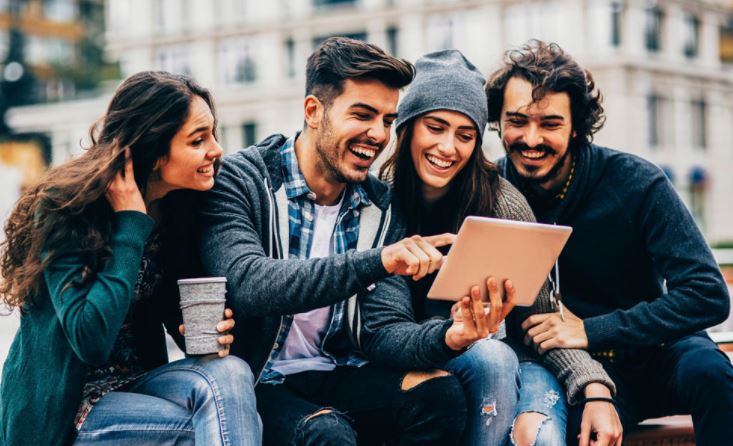 Photo of Los «milenials» tienen más fe en los algoritmos que en los políticos