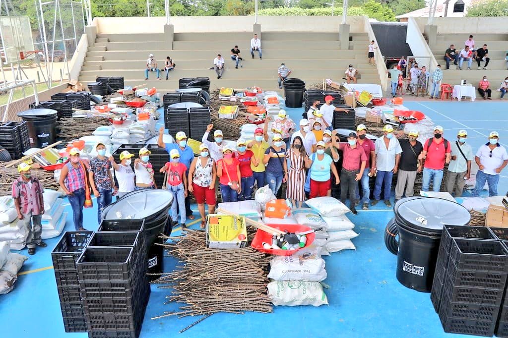 Photo of Gobernación de Córdoba fortalece 230 unidades productivas en el San Jorge