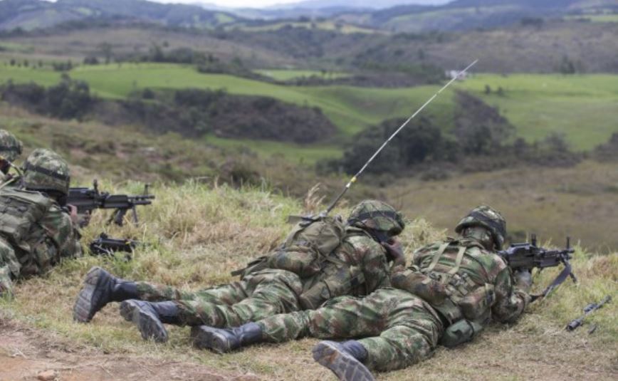 Photo of Combates entre el Ejército y ELN en Chocó dejan seis guerrilleros abatidos