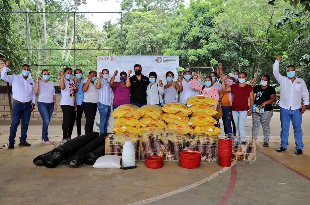 Photo of Más unidades productivas para el San Jorge: En Pueblo Nuevo se beneficiaron 30 productores avícolas