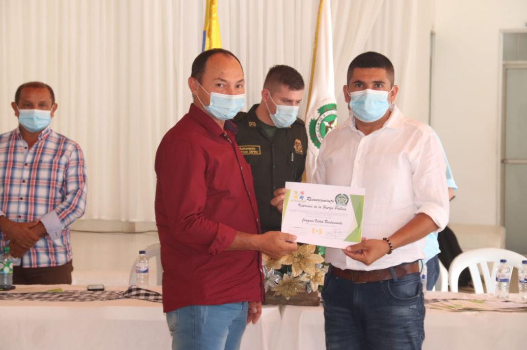 Photo of Alcaldía de Buenavista homenajeó a los veteranos de la Fuerza Pública