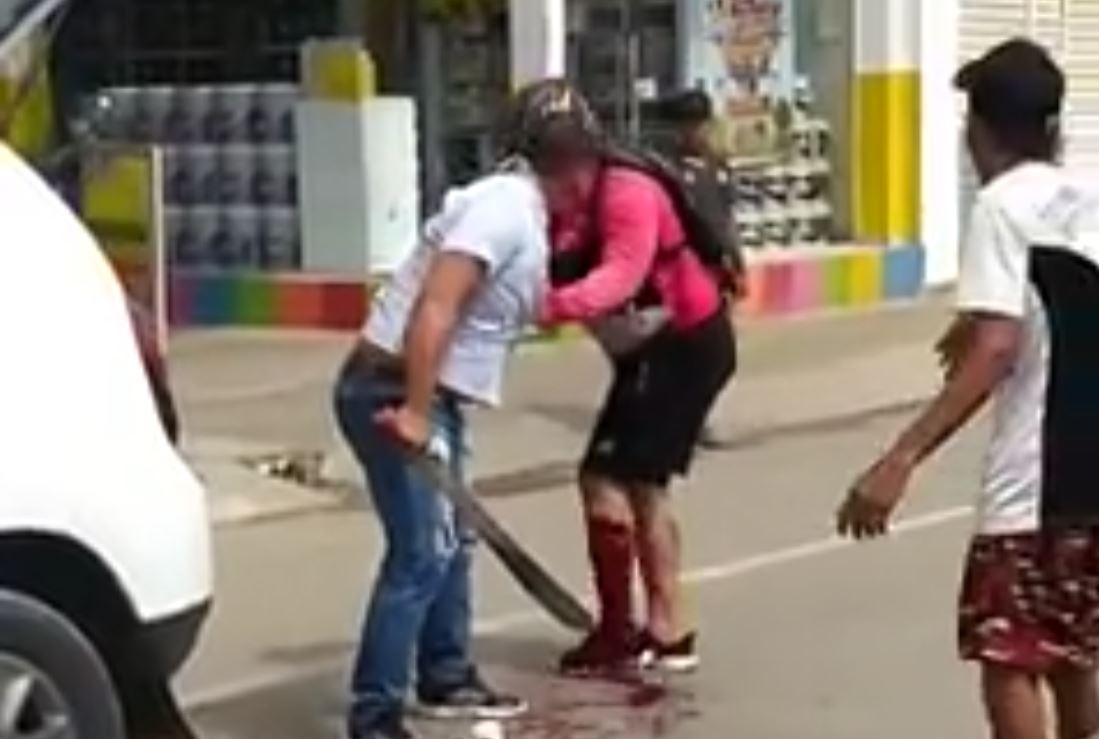 Photo of En Montería, un conductor macheteó a mototaxista porque le golpeó el carro