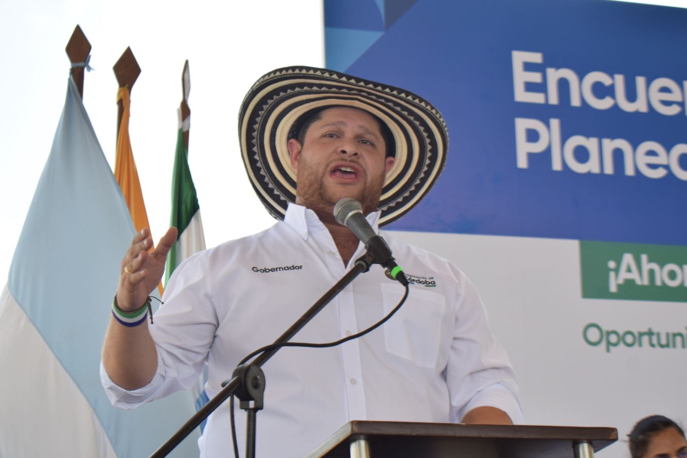 Photo of «Departamento de Córdoba no pagará cuentas sin certeza de que son legales»: gobernador Orlando Benítez