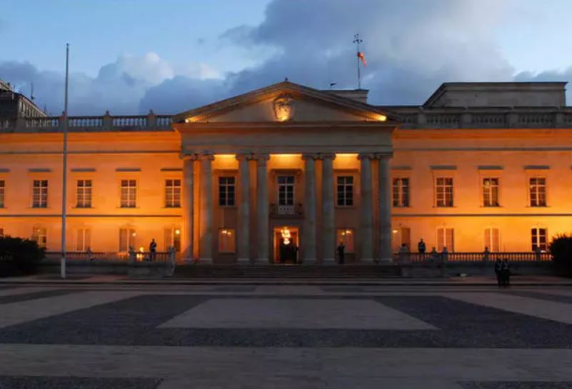 Photo of Informe de Transparencia por Colombia alerta por falta de información sobre financiación de la actual campaña a la Presidencia