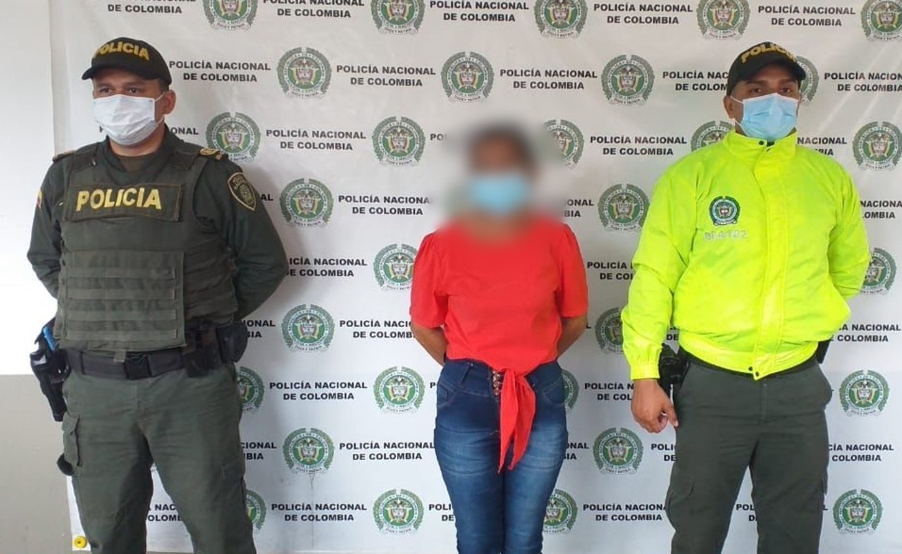 Photo of Mujer de 45 años fue capturada en Puerto Libertador por abusar sexualmente de un menor