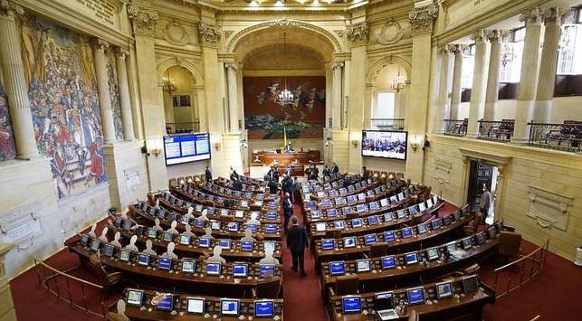 Photo of Cámara de Representantes eliminó ‘mico’ que atentaba contra la libertad de prensa