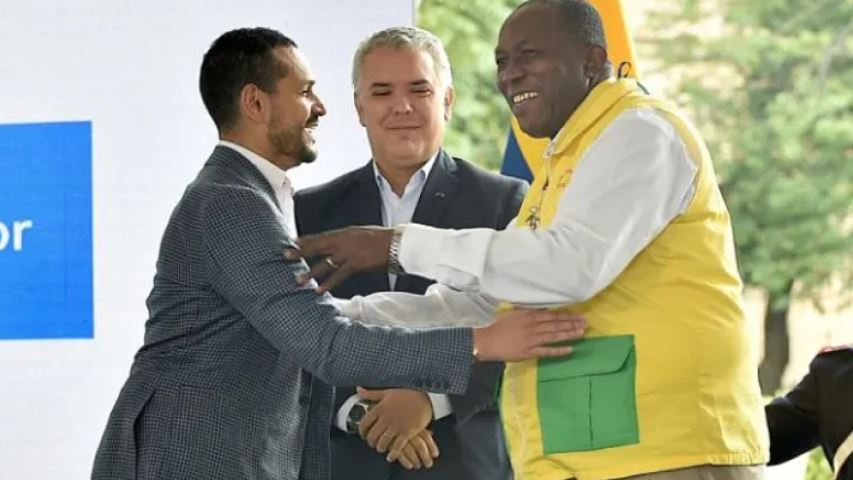 Photo of Duque sancionó la Ley que moderniza las Juntas de Acción Comunal en Colombia