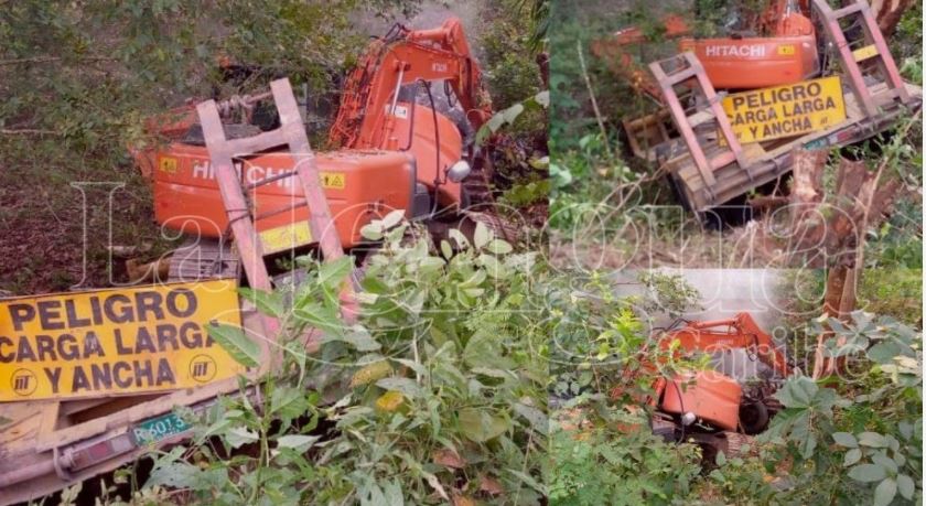 Photo of Tractomula que transportaba retroexcavadoras se salió de la carretera entre Sahagún y Pueblo Nuevo
