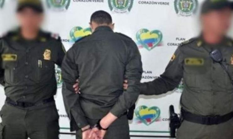 Photo of Le dieron casa por cárcel a 5 policías acusados de corrupción