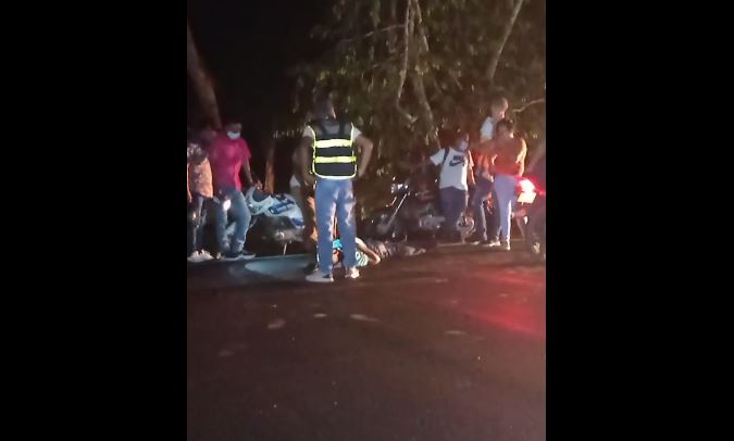 Photo of Un hombre resultó herido en accidente tránsito en la vía La Apartada – Montelíbano