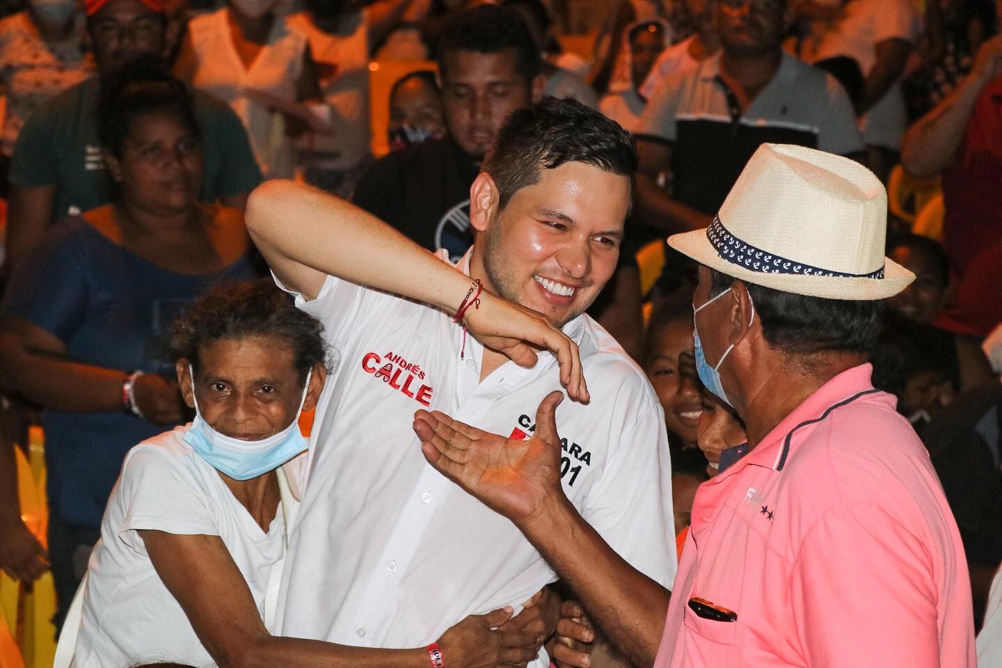 Photo of Calle anotó otro gol en Montelíbano, su gente lo respalda