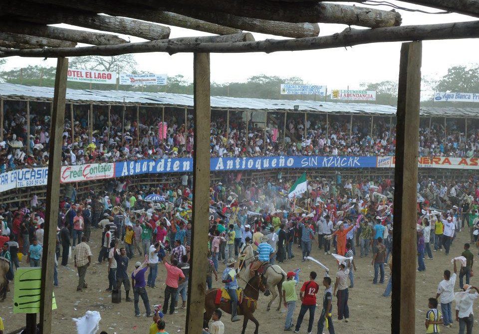Photo of Solo tres municipios cordobeses podrían realizar eventos masivos por cobertura de vacunación