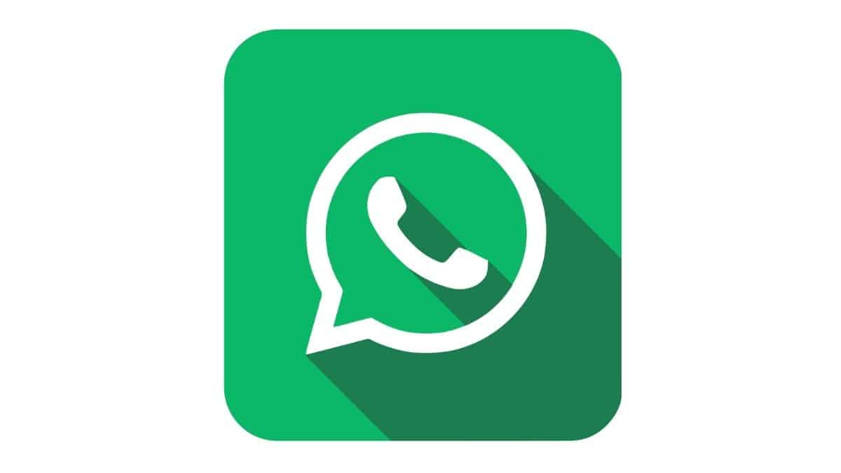 Photo of Como en Facebook: WhatsApp alista las reacciones con emojis a mensajes