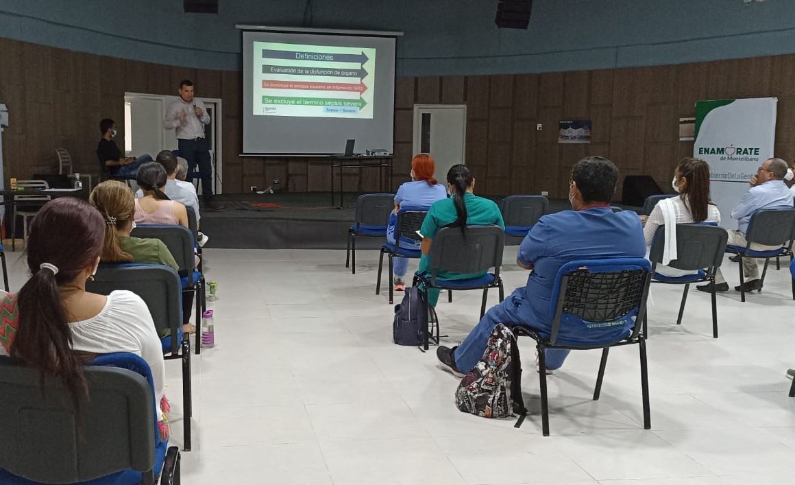 Photo of Realizan foro de ginecobstetricia para el personal médico asistencial del San Jorge