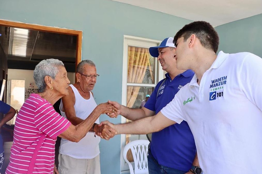 Photo of Marcos Daniel y Wadith Manzur siguen caminando córdoba y conquistando corazones
