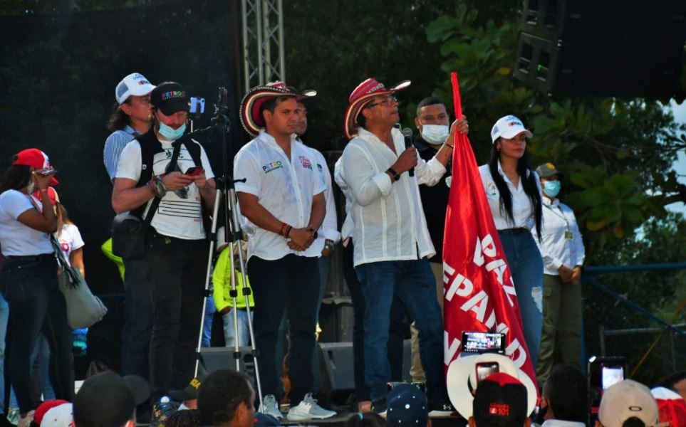 Photo of En Montelíbano, Petro pidió votar por la lista a la Cámara Liberal que encabeza Calle