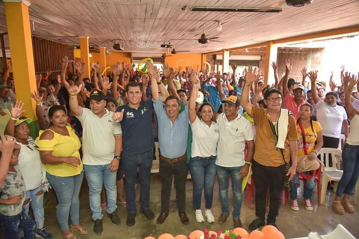 Photo of Masivo respaldo en Canalete al aspirante al Senado Julio Elías Vidal